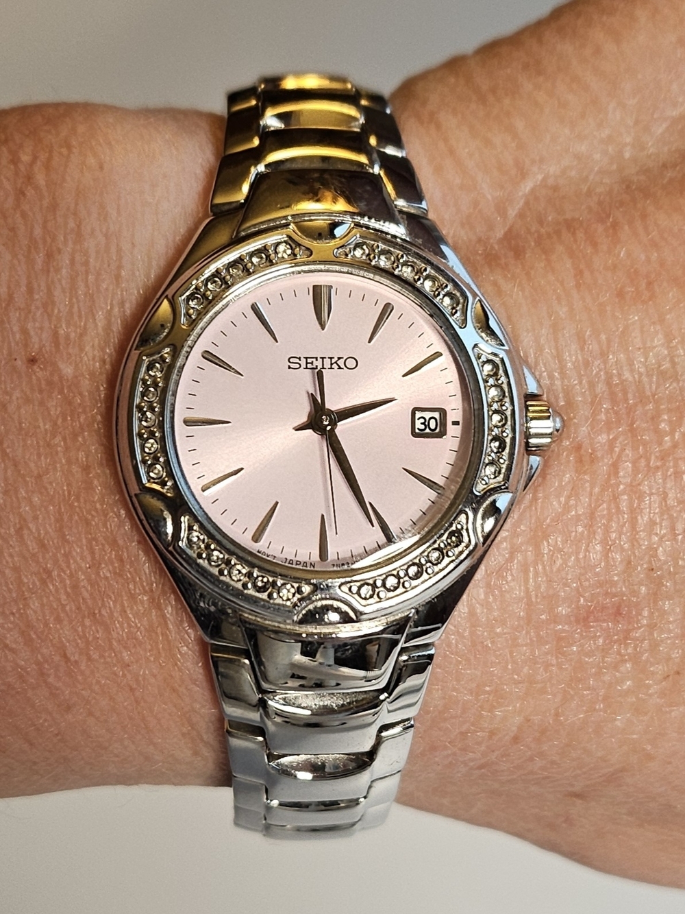 Seiko Silver Bracelet Watch with Pink Sunburst Dial and Swarcovski Crystals